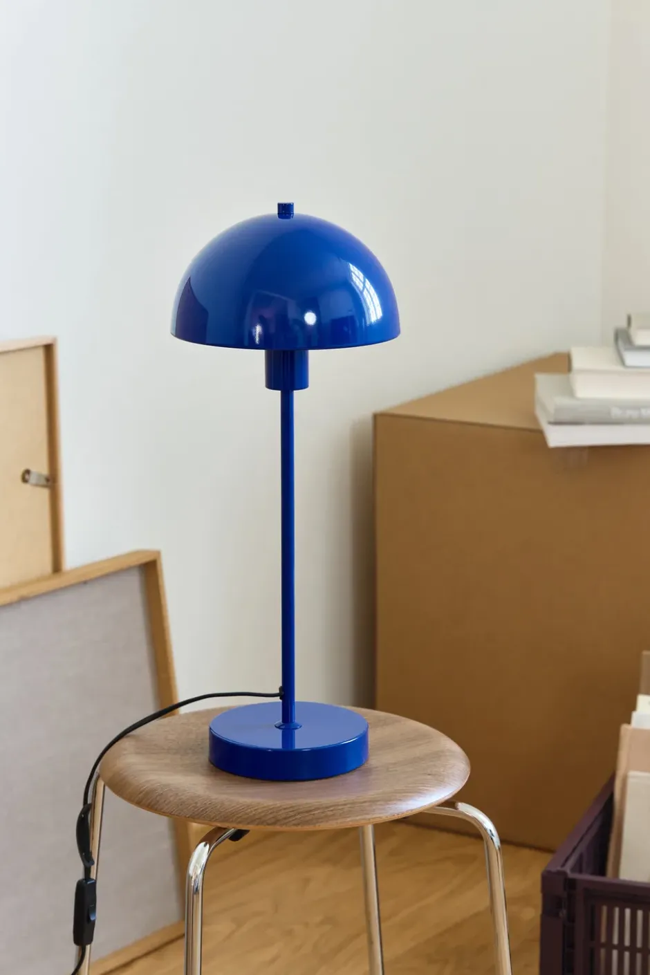 Vienda pöytävalaisin, Royal blue