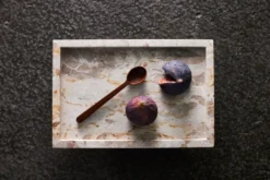 Vita koristetarjotin 20x30 cm, Seashell